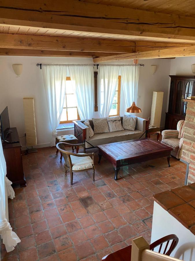 Apartmán Na statku Miskovice  Exteriér fotografie